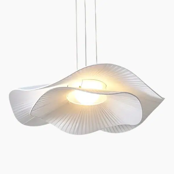 Suspension contemporaine en tissu raffiné