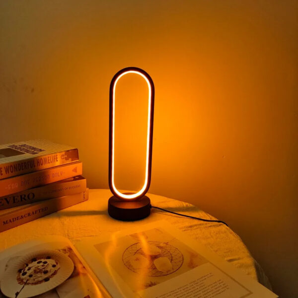 Alternative view of Lampe contemporaine à éclairage ambiant raffiné
