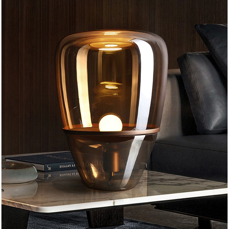 Lampe de table en verre et finition or – Image 3