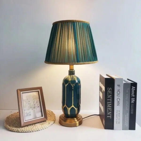 Alternative view of Luminaire contemporain d'exception