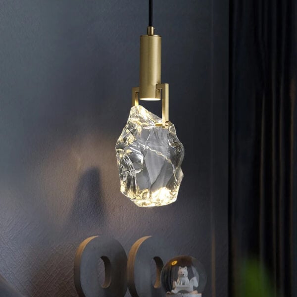 Alternative view of Suspension cristal contemporaine d'exception
