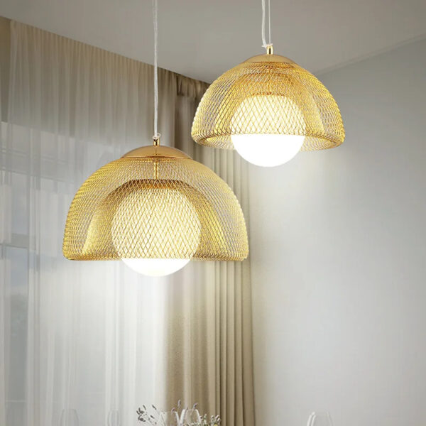 Alternative view of Suspension design grillage doré en acier noble