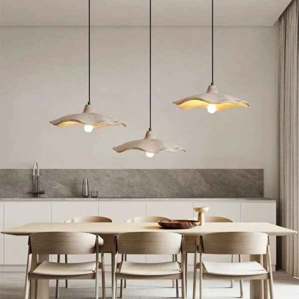 Alternative view of Suspension luminaire artisanale en terre cuite