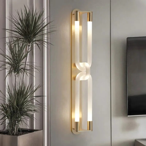 Alternative view of Applique murale LED contemporaine finition dorée