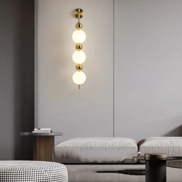 Alternative view of Applique murale LED design en finition or