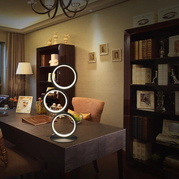 Alternative view of Lampe de bureau moderne à trois anneaux