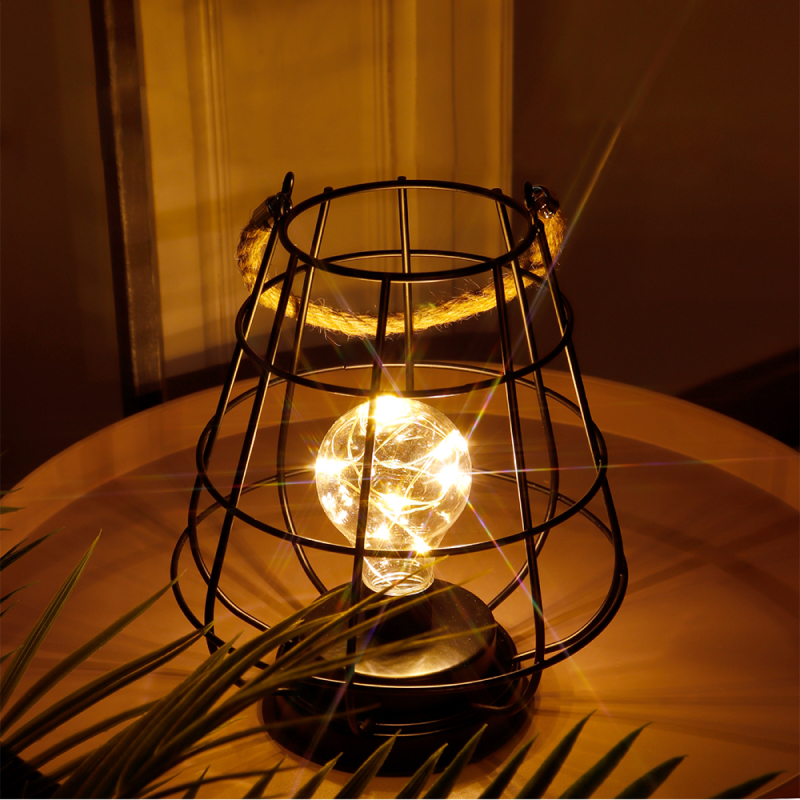 Lampe à poser de style lanterne en fer