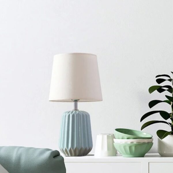 Lampe à poser douce et moderne en céramique