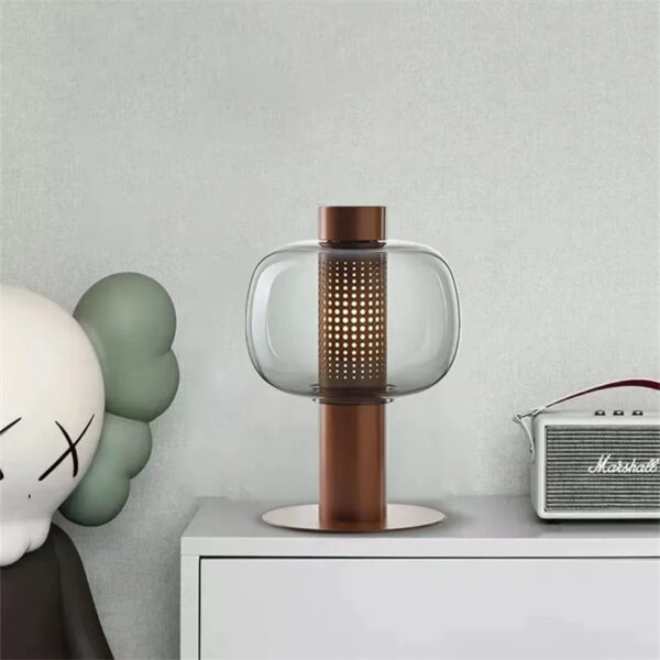 Lampe de bureau au design contemporain et élégant