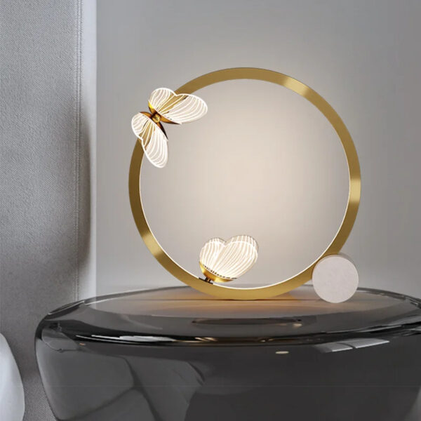 Lampe de chevet artistique avec papillons