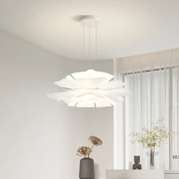 Suspension luminaire blanche design moderne en forme de fleur