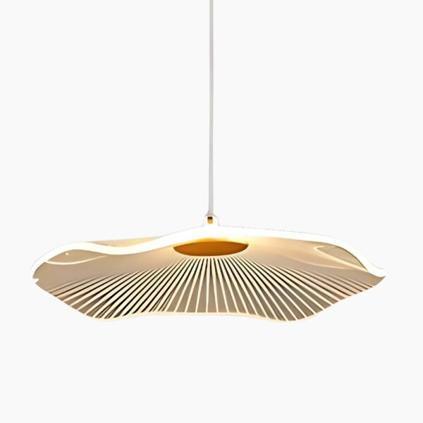Suspension moderne et décorative forme de pétale