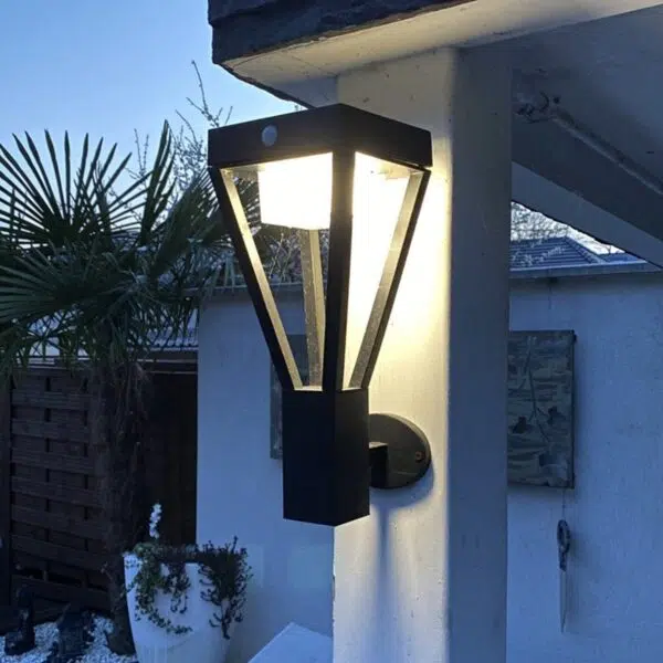 Applique solaire murale LED 600 lumens