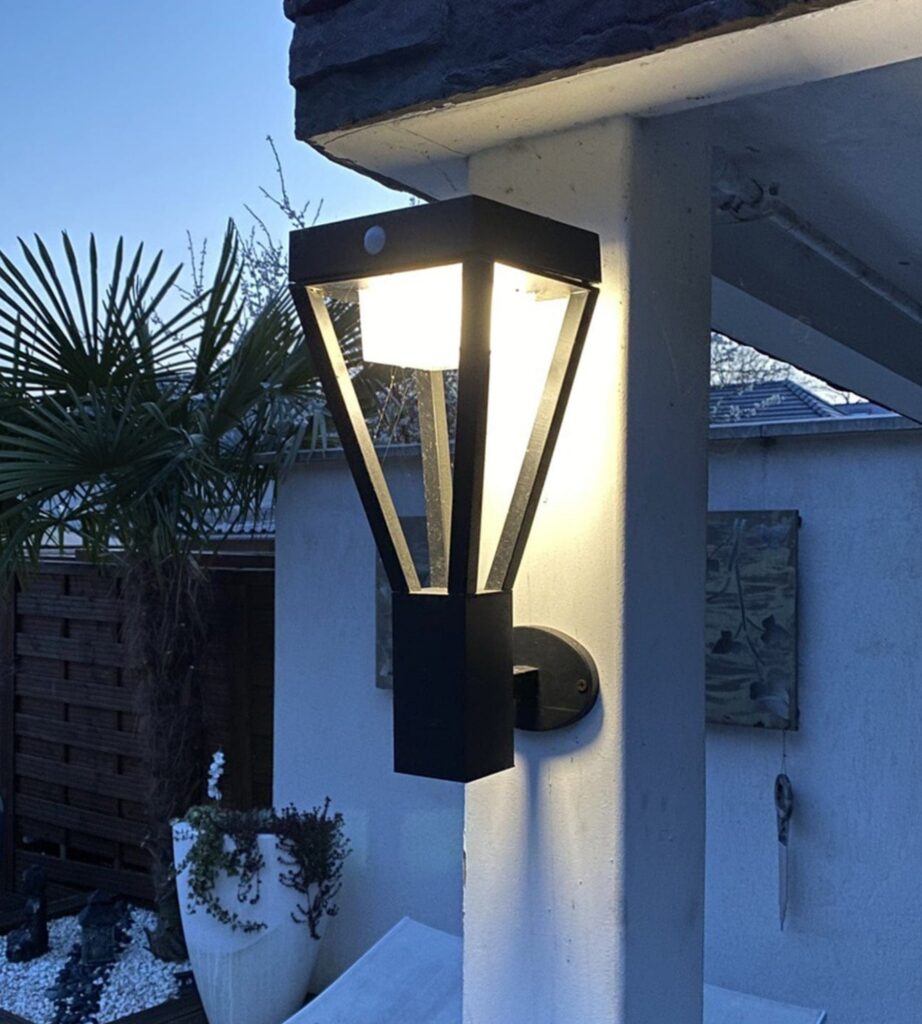 Applique solaire murale LED 600 lumens